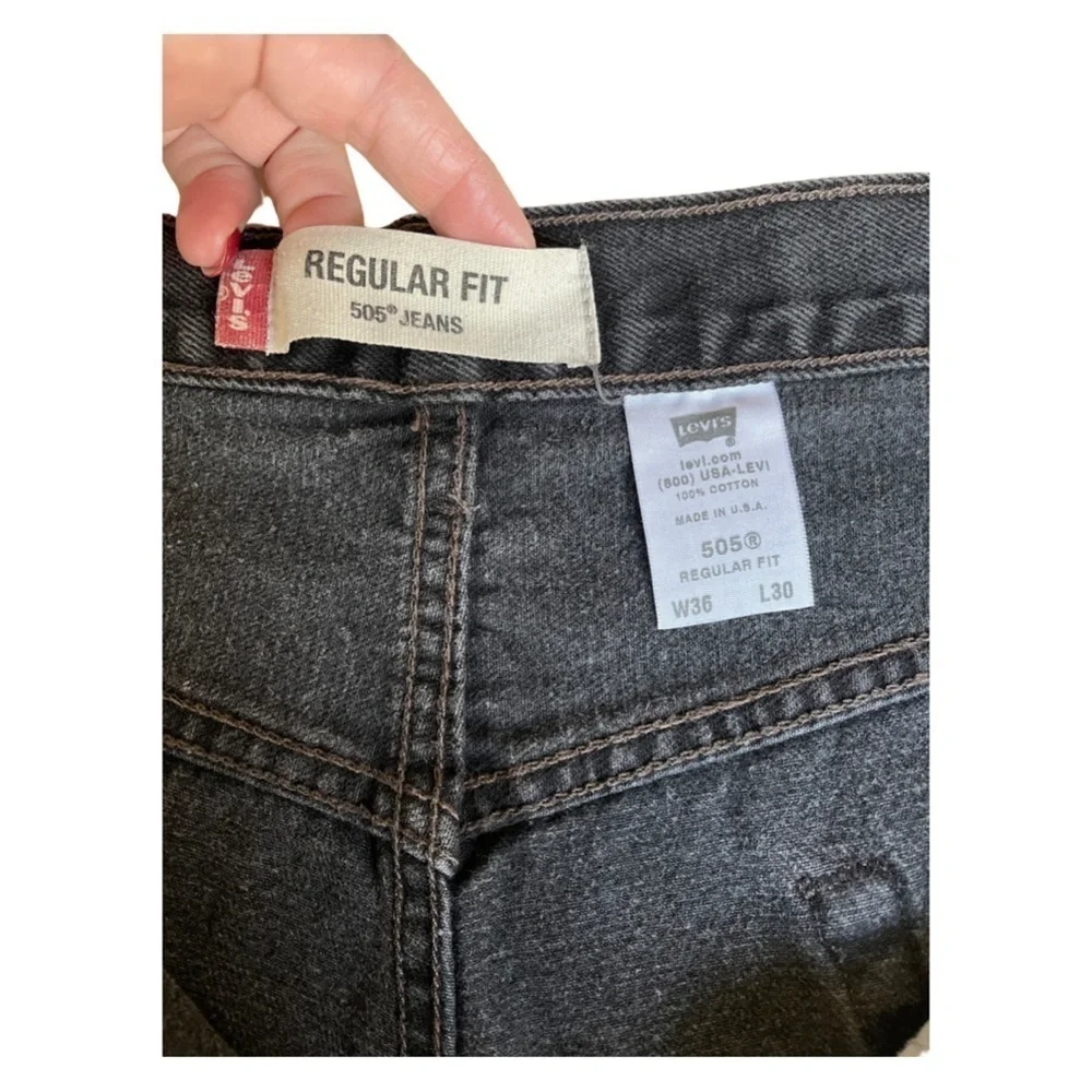 EUC Levi’s Men’s 505 Regular Fit Jeans | 36” x 30” | Black